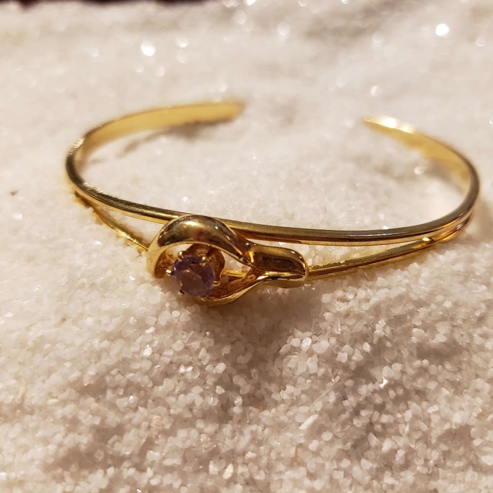 Gold Tone Bracelet Purple Crystal, Bird, Eye? Cute